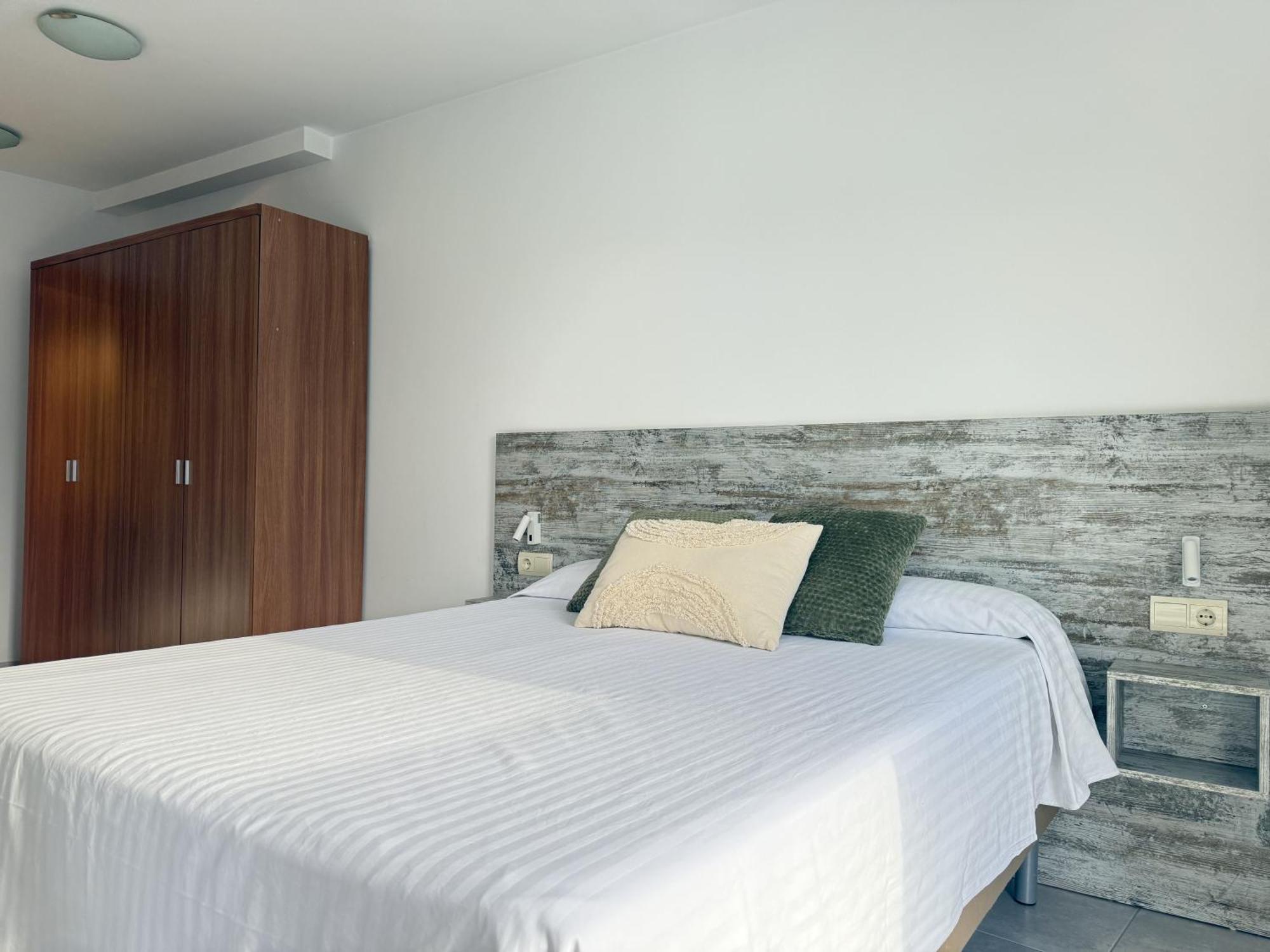 Apartment Agi Riera Ginjolers Roses